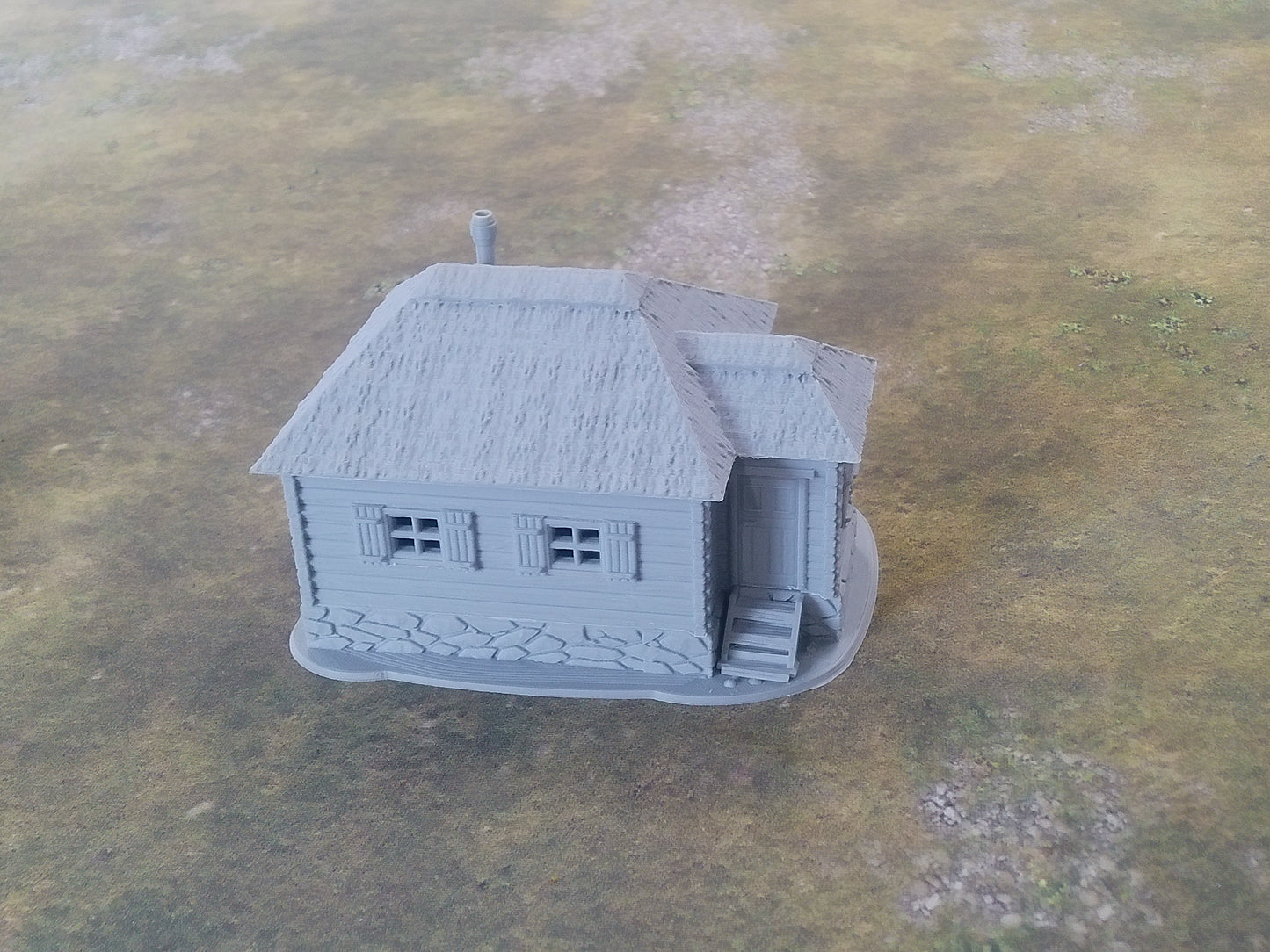 House 1 w/Thatched Roof - 28mm