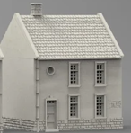 Medium House w/Port Hole