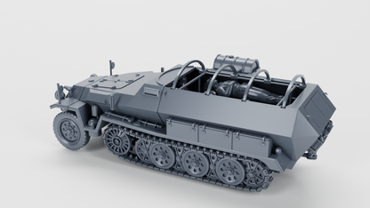 Sd.Kfz.251_8 Krankenpanzerwagen (Ambulance)